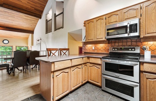 Promontory House | airD&D Canada