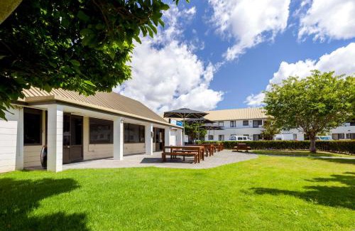 Burnside Hotel | Airport Gateway Hotel