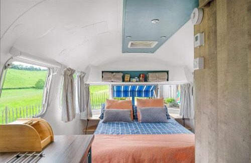 Kenn House | Airstream, Devon Hideaways