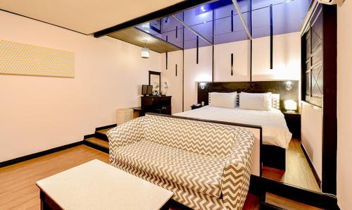 Sasang Hotel | Airtel