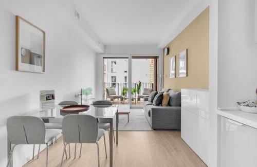 Lorenteggio Apartment | Airy Apartments with Balcony & Garage by NDP rent