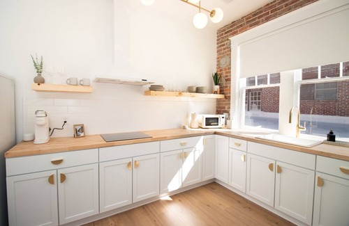 Downtown Little Rock Apartment | Airy Midcentury Loft Apartment in SoMa