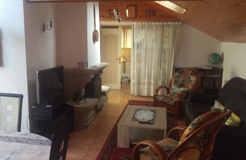 Courtoisville-Sillon-Moka Villa | Airy villa, 350 m from the Marine Baths and the beach