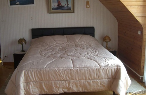 Courtoisville-Sillon-Moka Villa | Airy villa, 350 m from the Marine Baths and the beach