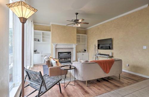 Travis Landing Villa | Airy Villa in Austin with BadmintonandVolleyball Court