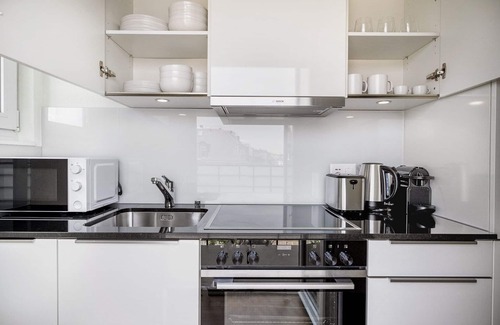 Alt-Wiedikon Apartment | Airy Wiedikon 2.5BR w/W/D & Storage Room, nr Tram, by Blueground