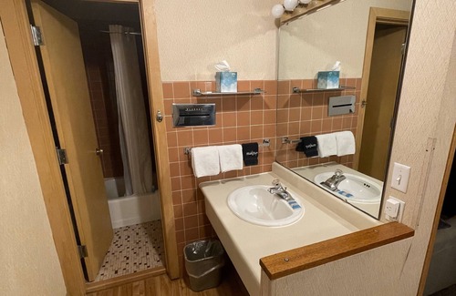 Great Falls Hotel | Aisling Suites-The Midtown