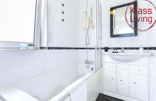 Coatbridge House | Aitkenhead house by Klass Living