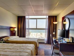 Ajman Hotel | Ajman Beach Hotel