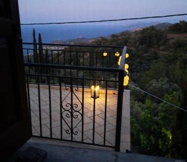 Samos Apartment | Akros-cottage on mountain