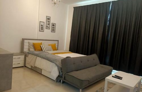 Al Jazirat Al Hamra Apartment | AL ALKEEM HEIGHTS