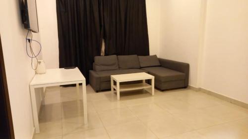 Al Jazirat Al Hamra Apartment | AL ALKEEM HEIGHTS