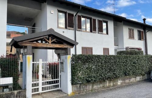 Cardano al Campo Apartment | Al Campo