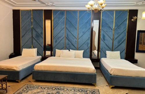 F-7 Sector House | AL Family Lodges