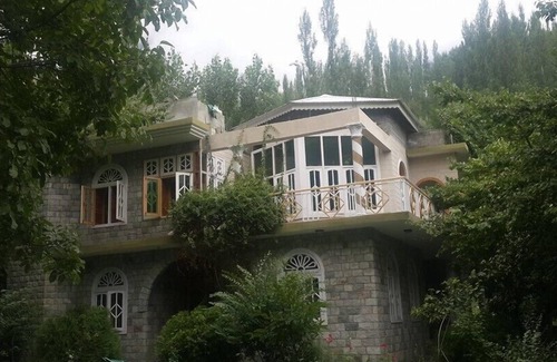 Hunza House | Al-Karim Family Guest House Hunza
