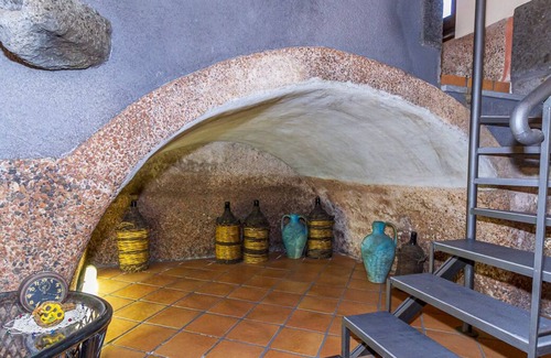 Zafferana Etnea House | Al Palmento - ancient Sicilian millstone at the foot of Etna