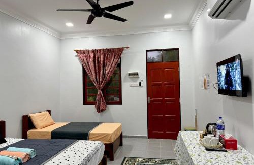 Marang House | AL-REZQI RoomStay