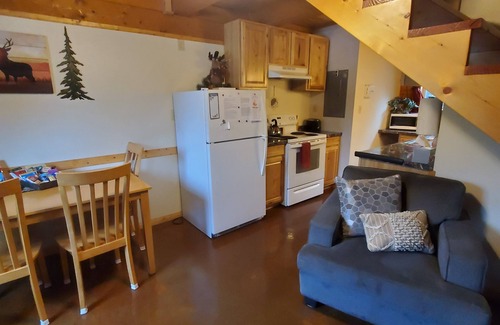 North Pole House | Alaska Aurora Adventures Cabin B World class Northern lights viewing