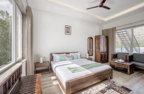 Udaipur Villa | Alaya Stays Kodiyat Pet-Friendly Rooms With Views of Sajjangarh Palace & Plunge Pool