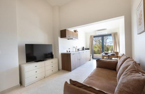 Martigues Apartment | Alba Duplex - Parking - Air conditioning - WiFi - Private Garden