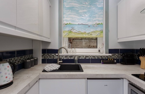 Portsmouth Apartment | Albany Garden