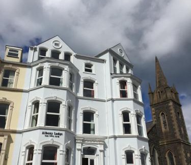 Portrush Hotel | Albany Lodge