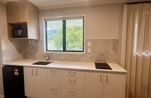 Albany Hotel | Albany Oak Motel