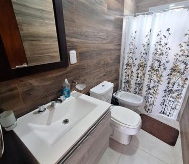 Colon House | Alberdi 1218
