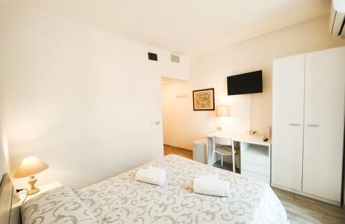 Crociale Hotel | Albergo B&B Tenesi