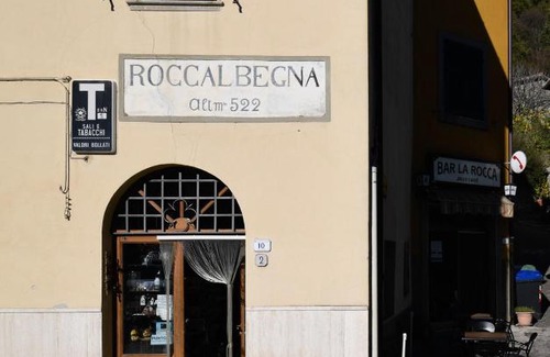 Roccalbegna Hotel | Albergo La Pietra