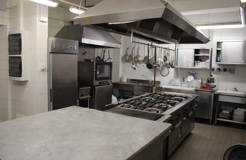 Castelnovo ne' Monti Hotel | Albergo Ristorante Bismantova