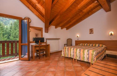 Borno Hotel | Albergo Ristorante La Pigna