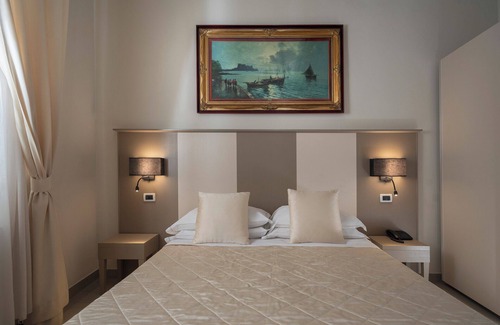 Historic Center Hotel | Albergo Rossini 1936 Small & Charming