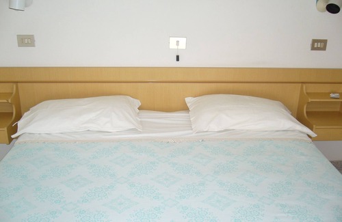 Chianciano Terme Hotel | Albergo Villa Canapini