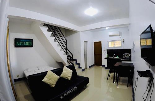Mariveles Hotel | Alberto's Lodging House