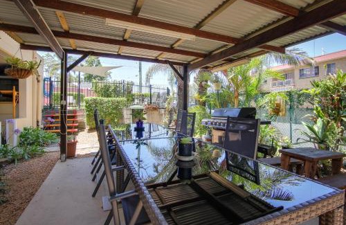 Albion Hotel | Albion Manor