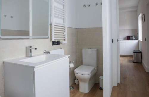 Las Brisas Apartment | Albor Suites