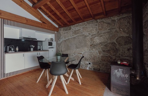 Fafe Bed & Breakfast | Aldeia do Pontido - Casa do Forninho