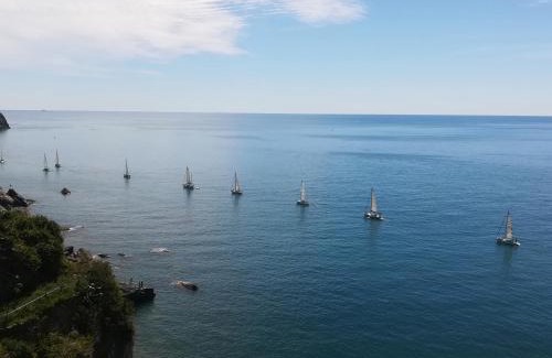 Manarola House | Alex Room