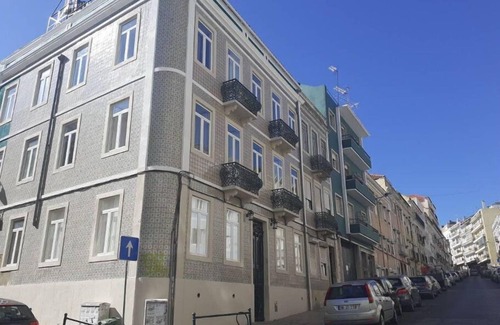 Alfama Apartment | ALEXANDER APARTMENTS. OBIDOS