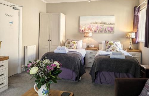 Boscombe Bed & Breakfast | Alexander Lodge