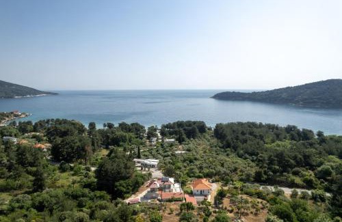 Koinira Apartment | Alfa Boutique