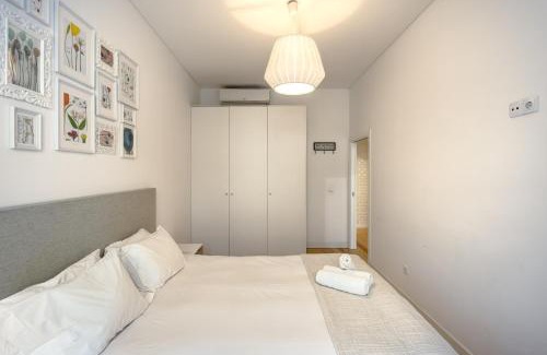 Alfama Apartment | Alfama Blue by Homing