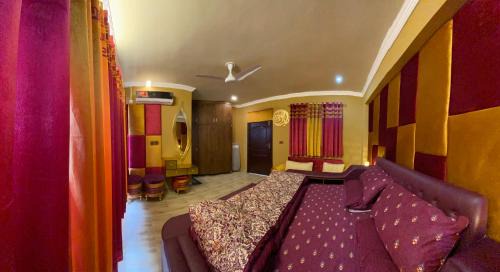 Bhurban Apartment | ALI Luxury & Executive Apartments & Cottages Near PC Bhurban - Cooling & Heating Inverter-Gas Blow Heater-Full Kitchen-Mountain View-Lawn-Play Area-55 inches LED-WIFI-Lift- Free Breakfast