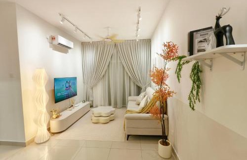 Johor Bahru Apartment | Aliff Height 2BR Japanese Style Pool View 5pax