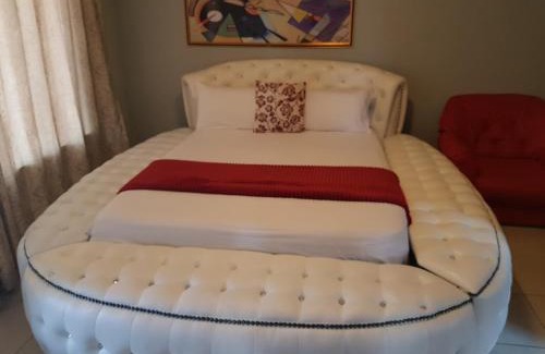 Greater Johannesburg Metropolitan Area Bed & Breakfast | Alimop Bed and Breakfast