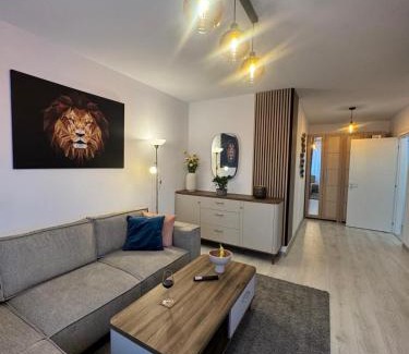 Tractorul Apartment | Alina Residence Casa Nobel