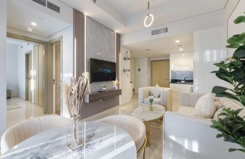 Sheikh Zayed Road Apartment | Aliving Luxury Furnished 2BR apartment Business Bay