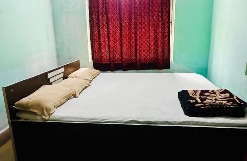 Deoghar House | Alkapuri Guest House
