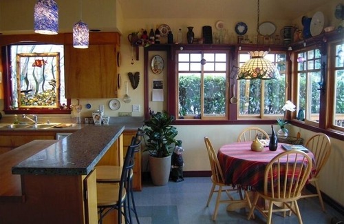 Alki House | Alki Beach Bungalow